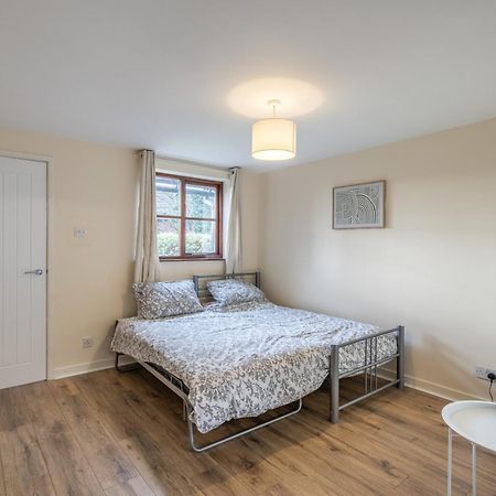 Modern Studio Flat In Wellington, Telford Wellington  Kültér fotó